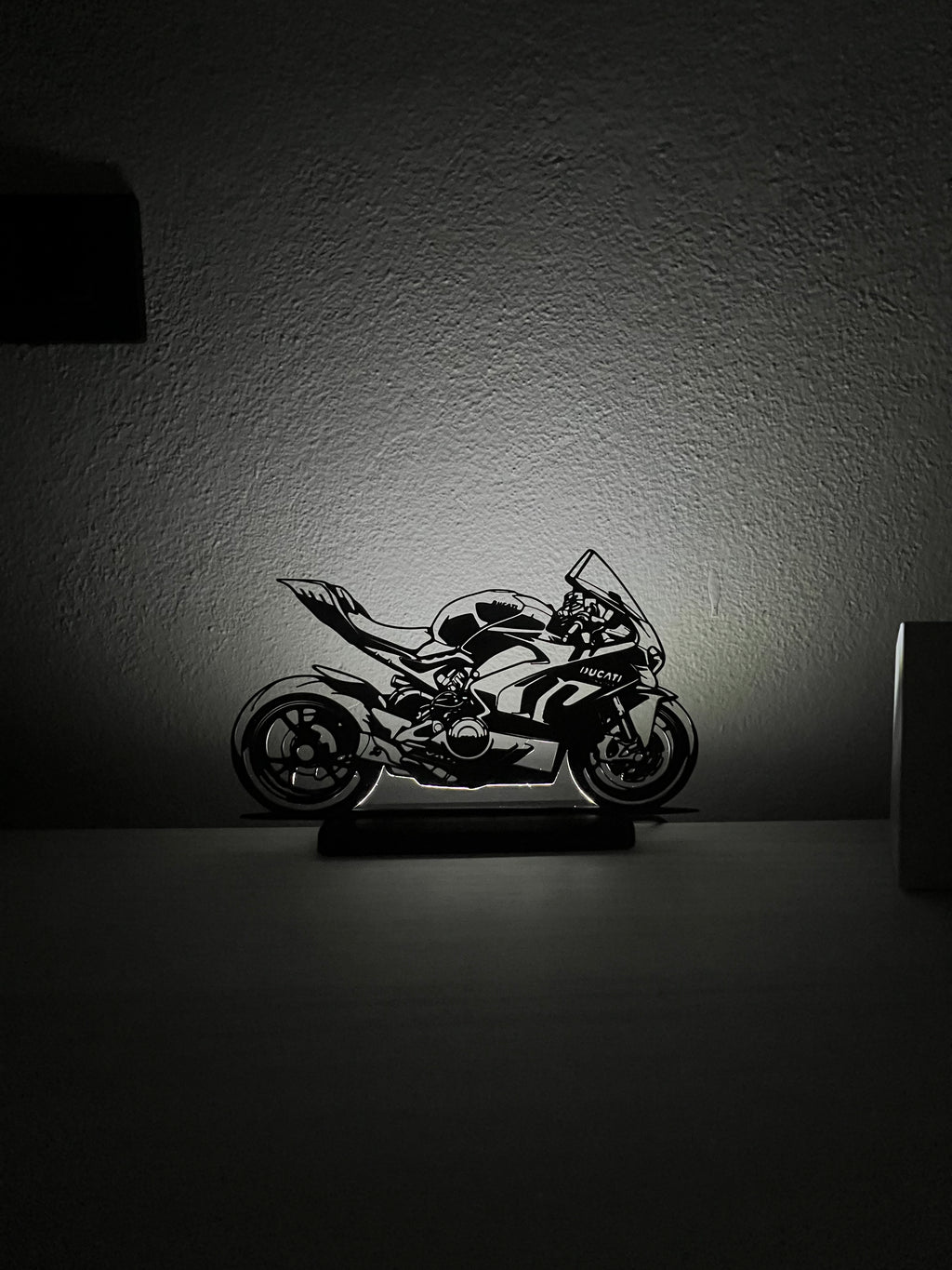 Lampada da esposizione con LED Ducati Panigale v4s 2022-2024