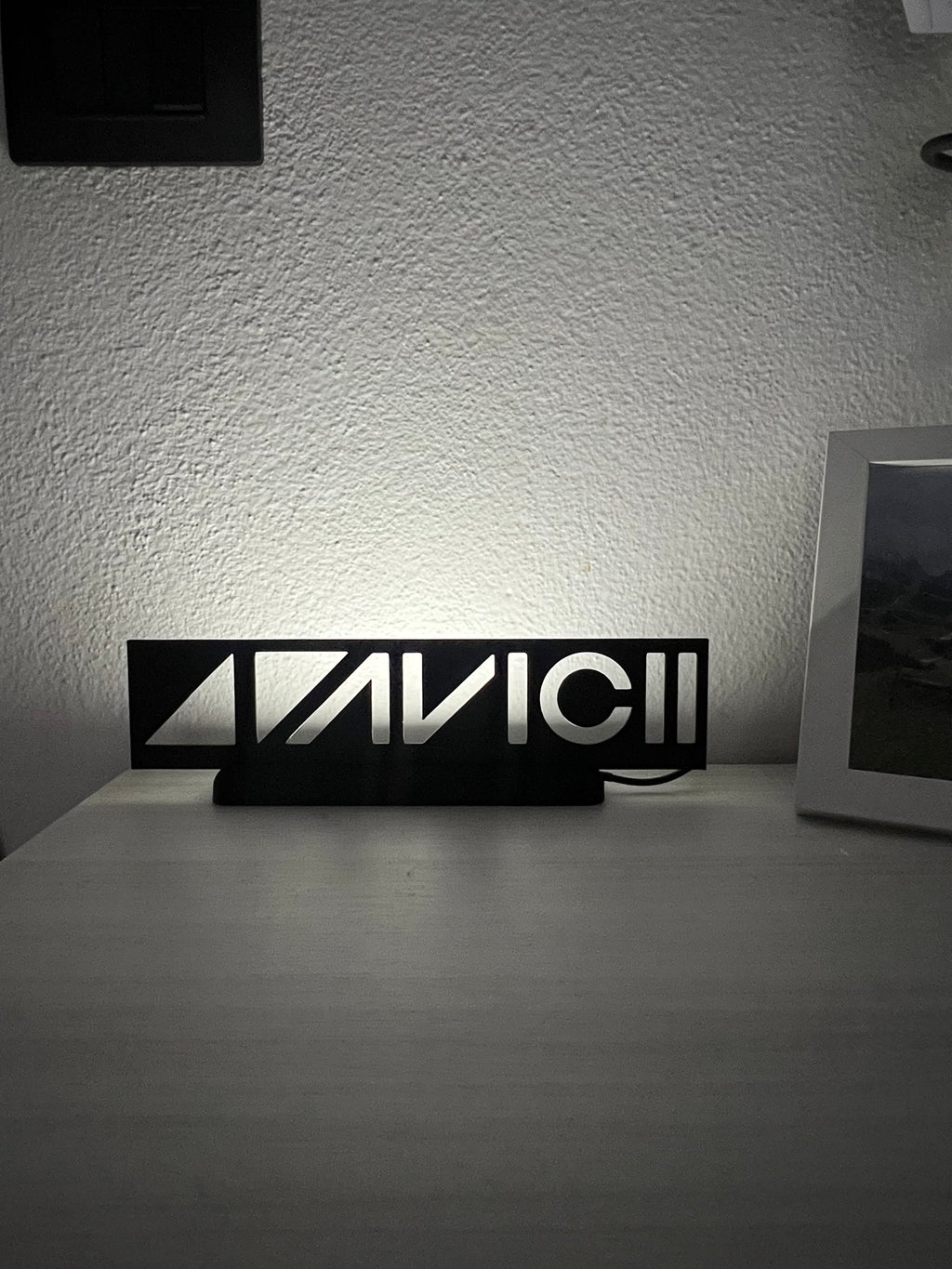 Lampada da esposizione con LED AVICII