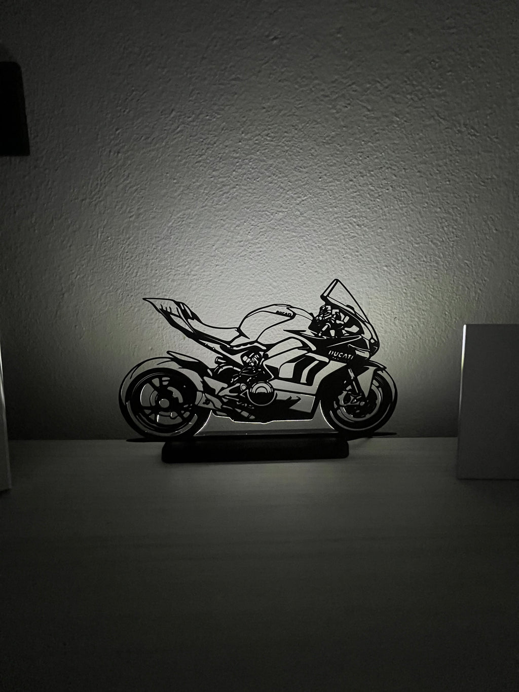 Lampada da esposizione con LED Ducati Panigale v4s 2022-2024