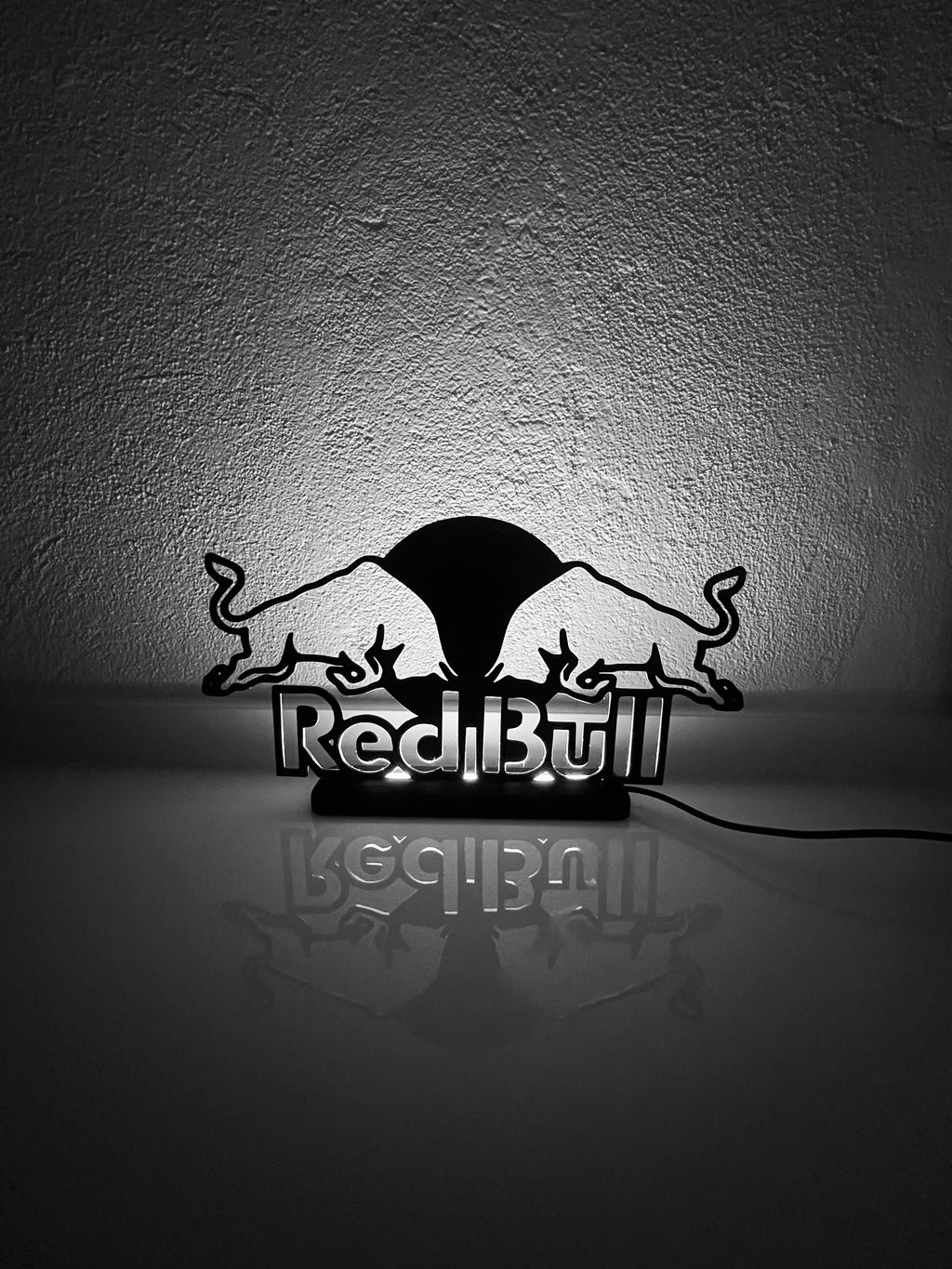 Lampada da esposizione con LED sponsor REDBULL
