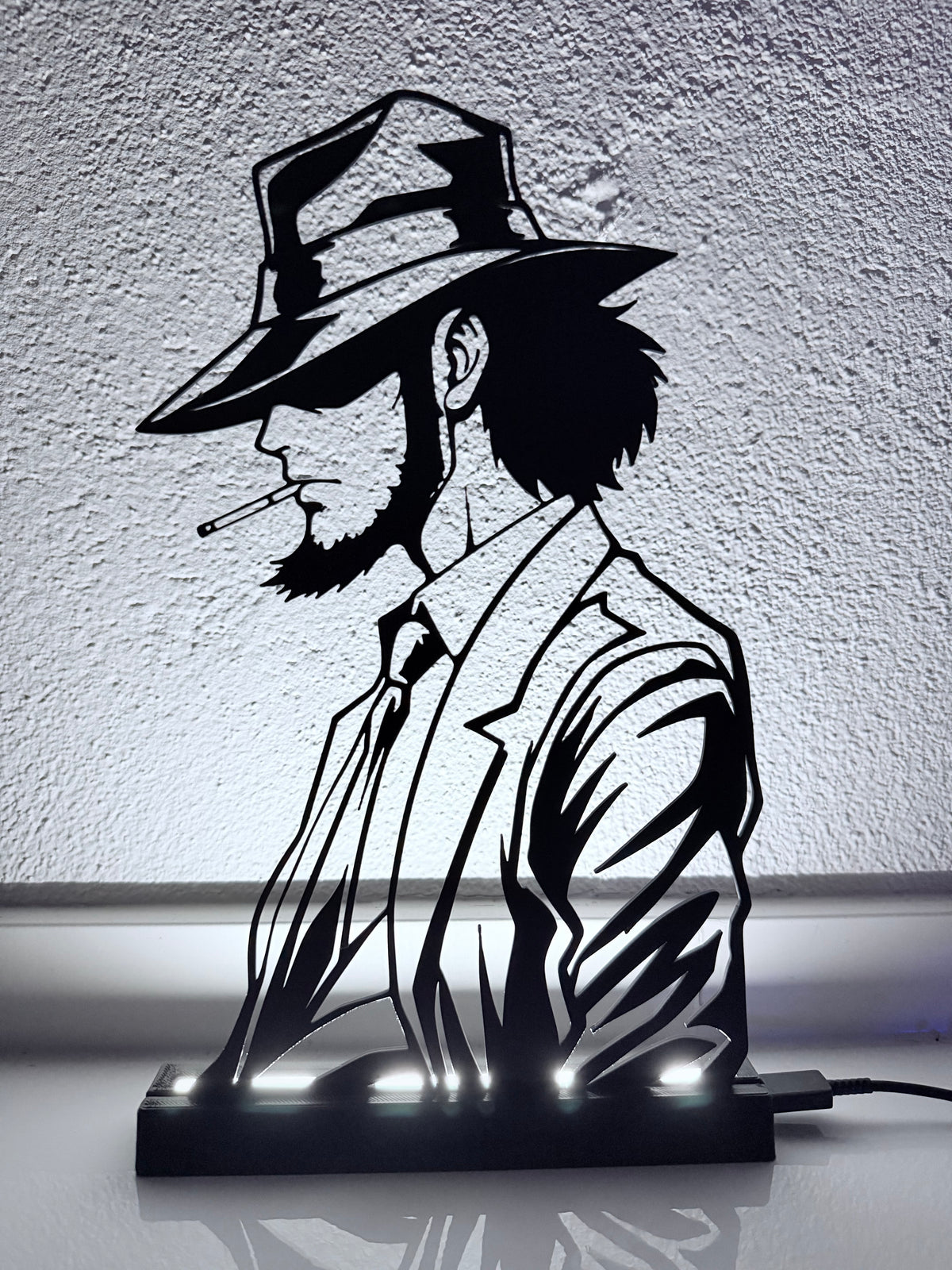 Lampada LED con silhouette 3D di Daisuke Jigen (Lupin III) – 3DOutline
