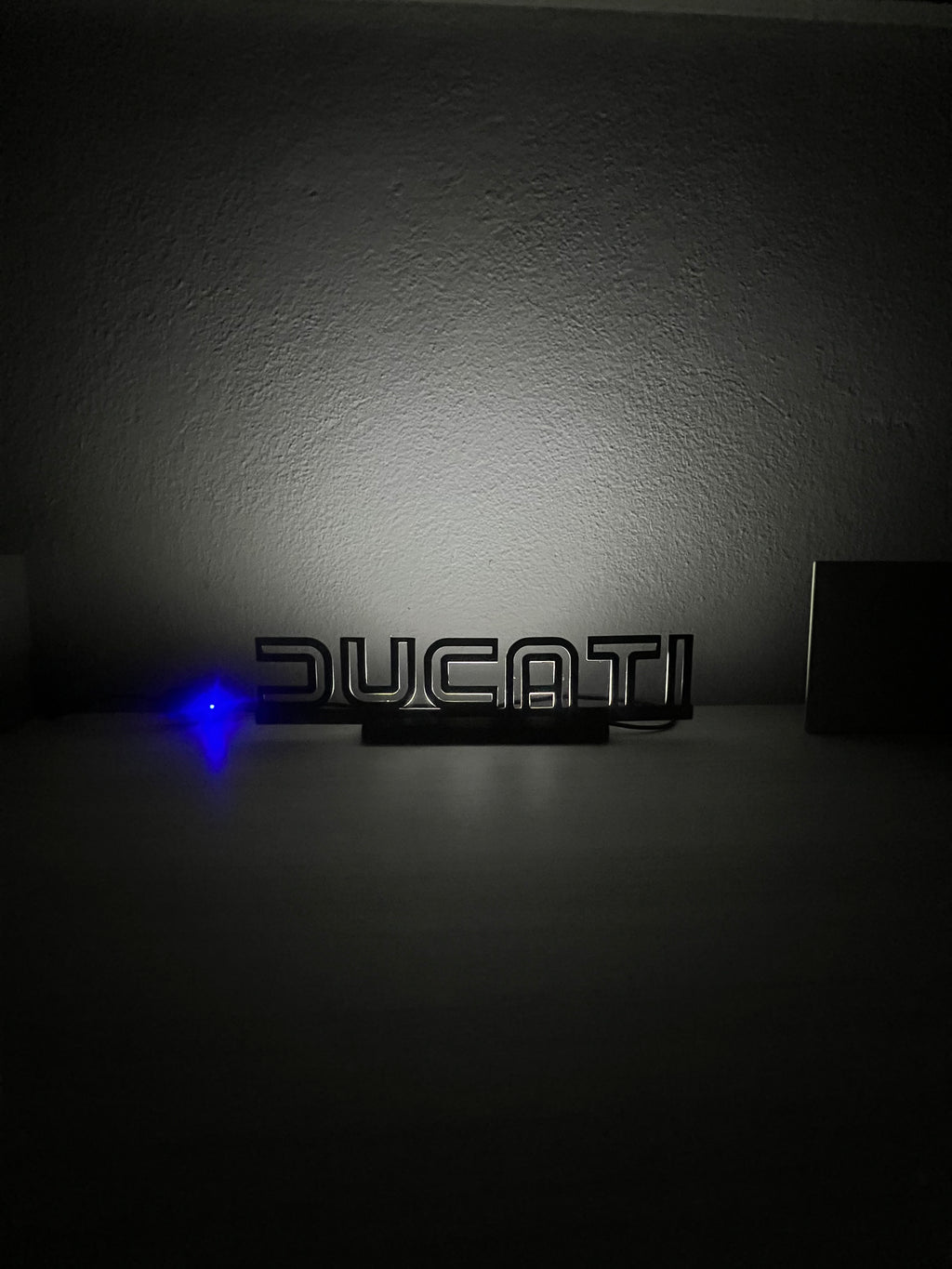 Lampada da esposizione con LED logo Ducati - MOTOGP