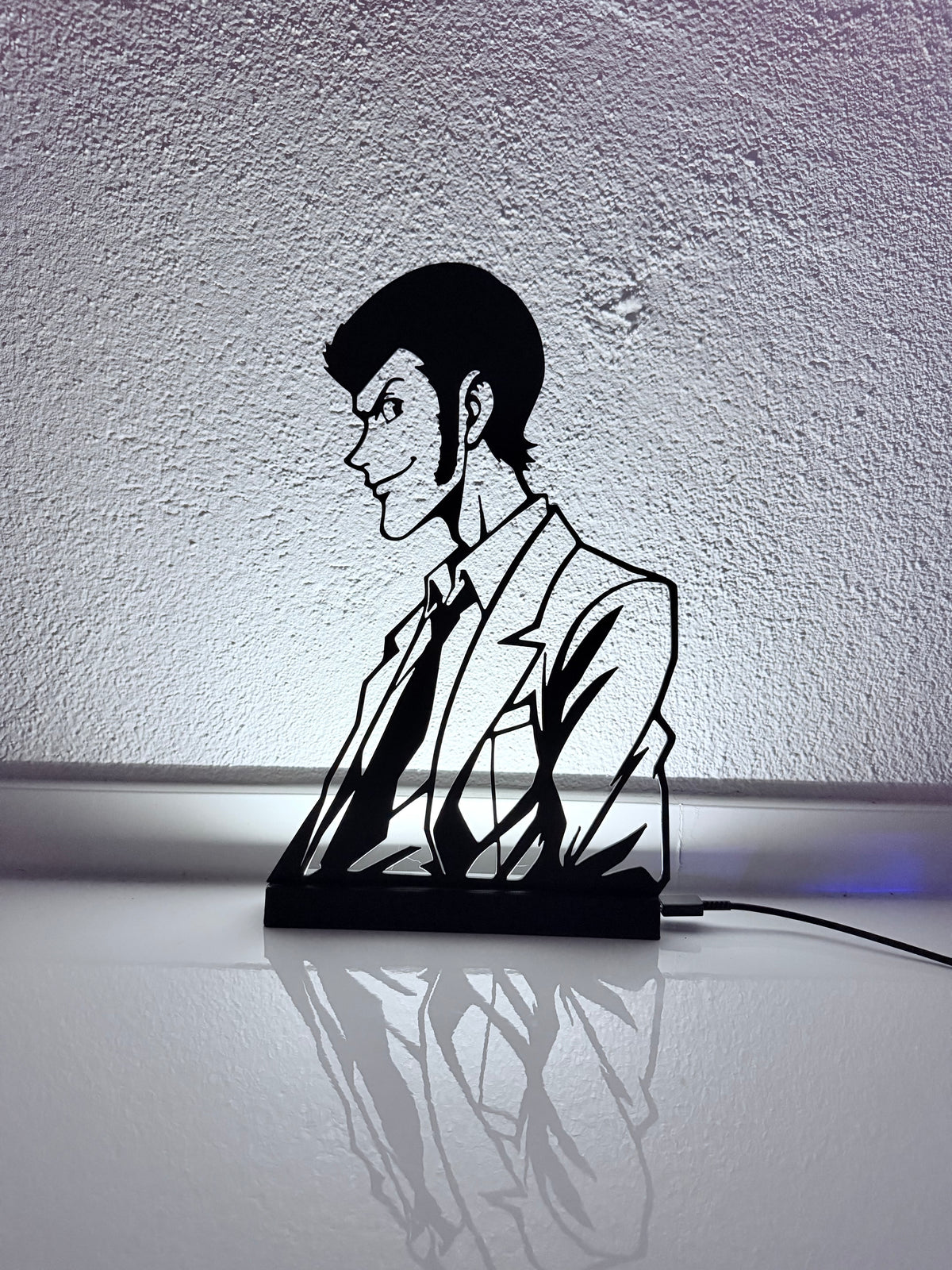 Lampada LED con silhouette 3D di Lupin (Lupin III) – 3DOutline – foto 3