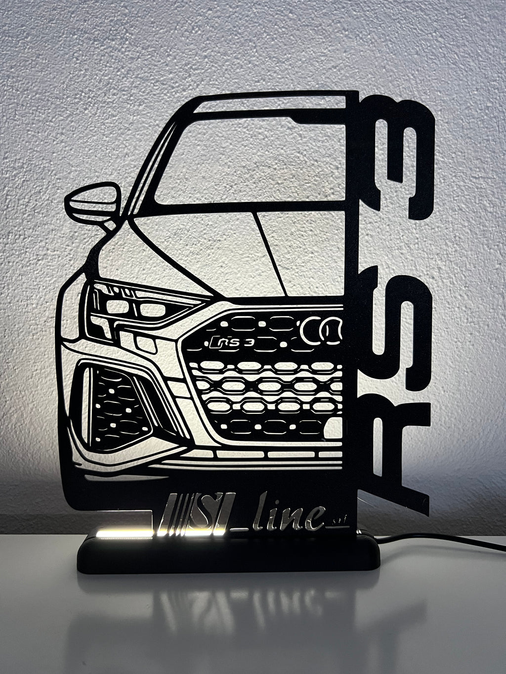 Lampada da esposizione con LED AUDI RS3 personalizzata