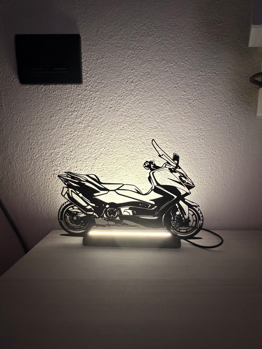 Lampada da esposizione con LED Yamaha TMax 560