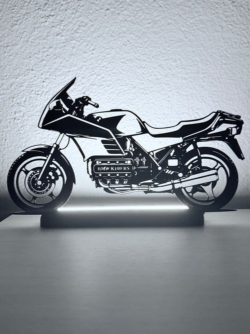 Lampada LED con silhouette 3D della BMW K100RS accesa