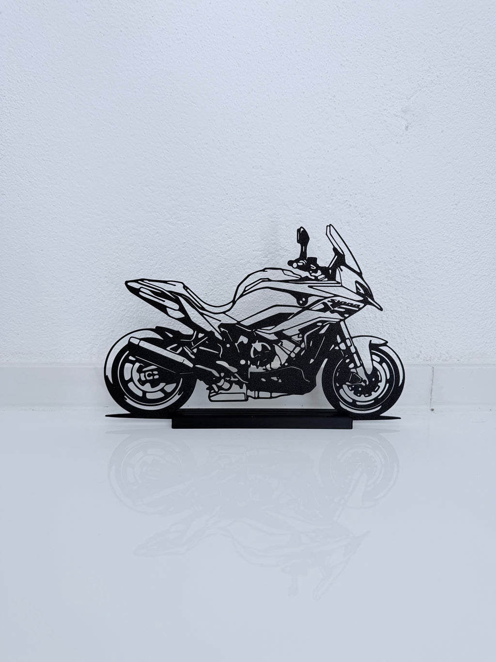Silhouette 3D BMW S1000 XR con base senza LED, vista d'insieme